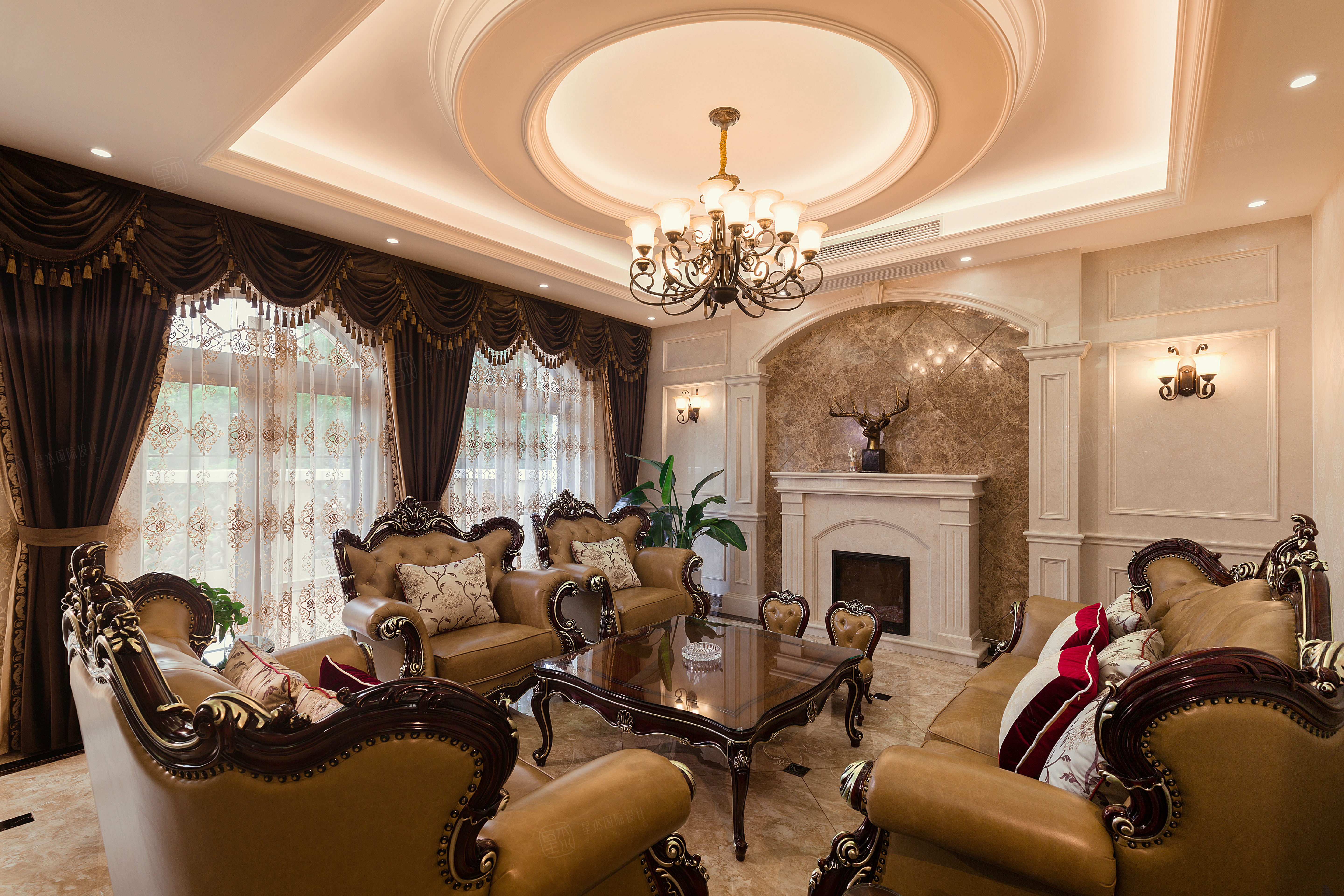 欧式奢华_钟山高尔夫装修客厅效果图