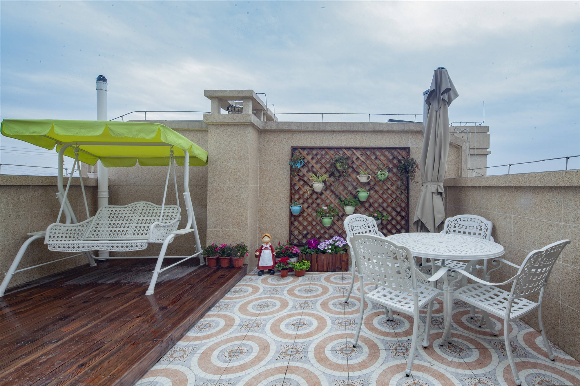 嘉宝前滩后院 美式混搭英式装修露台效果图